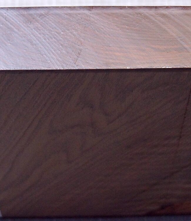 Kaukasischer Nussbaum, ca. 306 x 303 x 57mm, 3,64kg