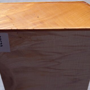Maple, fiddleback, approx.  305 x 138-144 x 52mm, 1,66kg