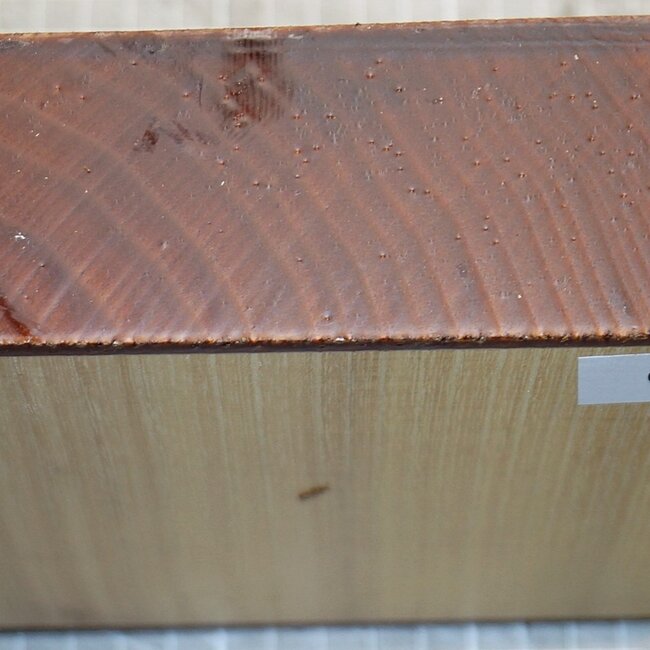 Robinia, approx. 160 x 160 x 50mm, 1,0kg