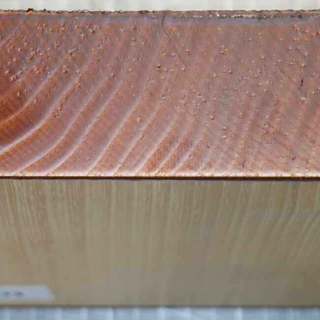 Robinia, approx. 160 x 155 x 50mm, 1,0kg