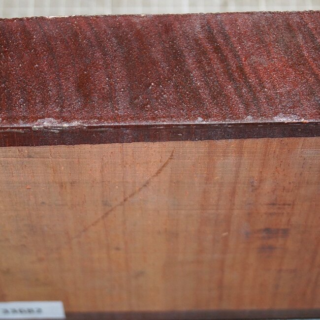 Padouk, ca. 190 x 190 x 54mm, 1,6kg