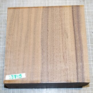 Europ. Walnut, approx. 180 x 180 x 73mm, 1,4kg