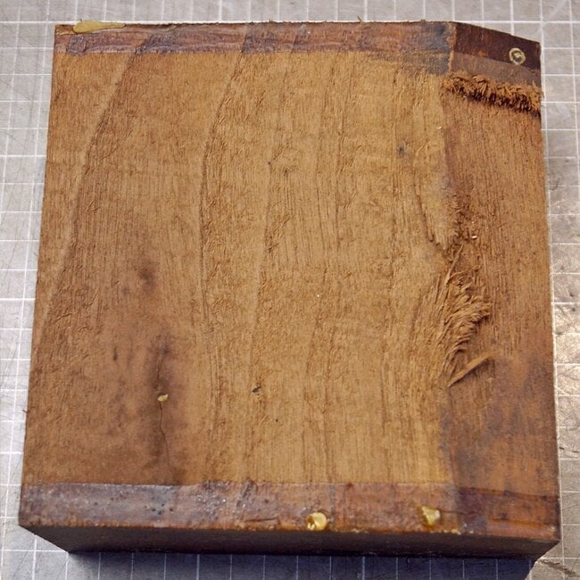 Black Walnut, approx. 143 x 145 x 65mm, 0,80kg