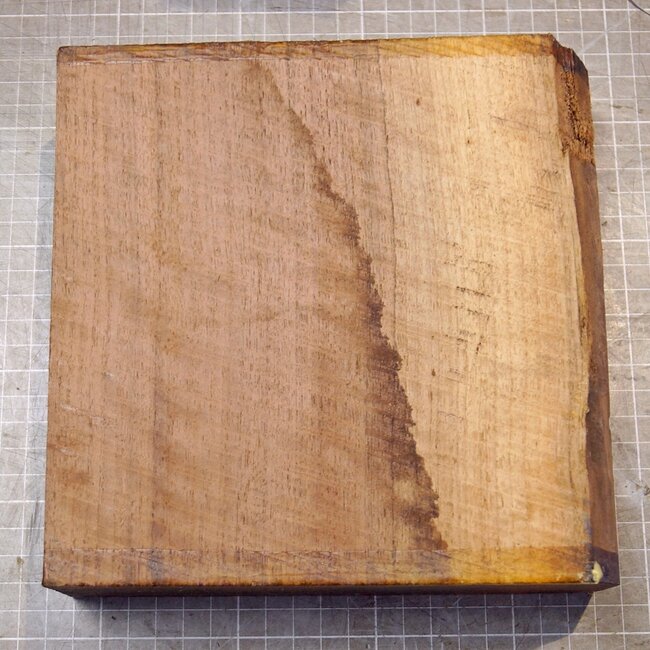 Black Walnut, approx. 195 x 192 x 60mm, 1,58kg