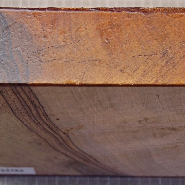 Europ. Walnut, approx. 205 x 205 x 58mm, 1,54kg