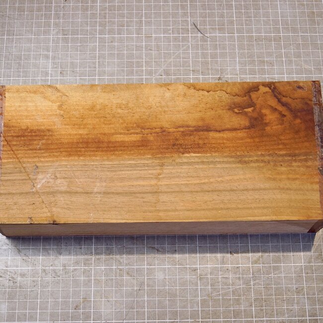 Europ. Walnut, approx. 302 x 134 x 59mm, 1,46kg