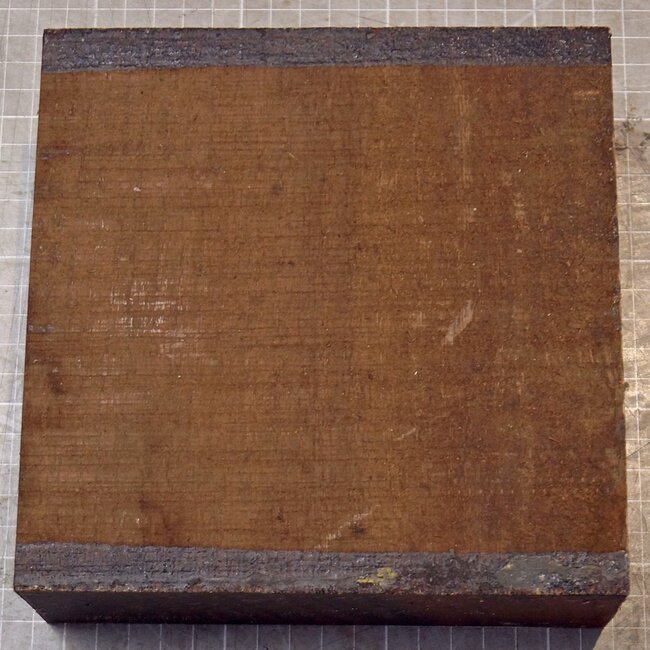 Europ. Walnut, approx. 173 x 173 x 62mm, 1,24kg