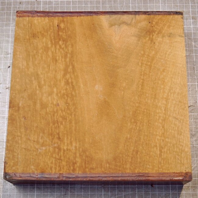 Europ. Walnut, approx. 252 x 252 x 60mm, 2,34kg