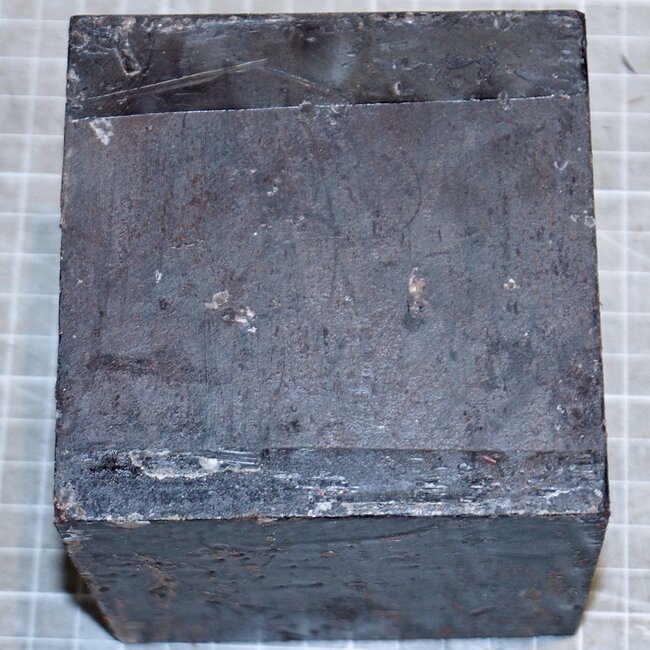 Grenadill, ca. 100 x 100 x 98 mm, 1,4 kg