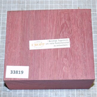 Amaranth, ca. 150 x 130 x 72 mm, 1,3 kg