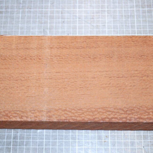 Perlholz, ca. 305 x 130 x 47 mm,  1,8 kg