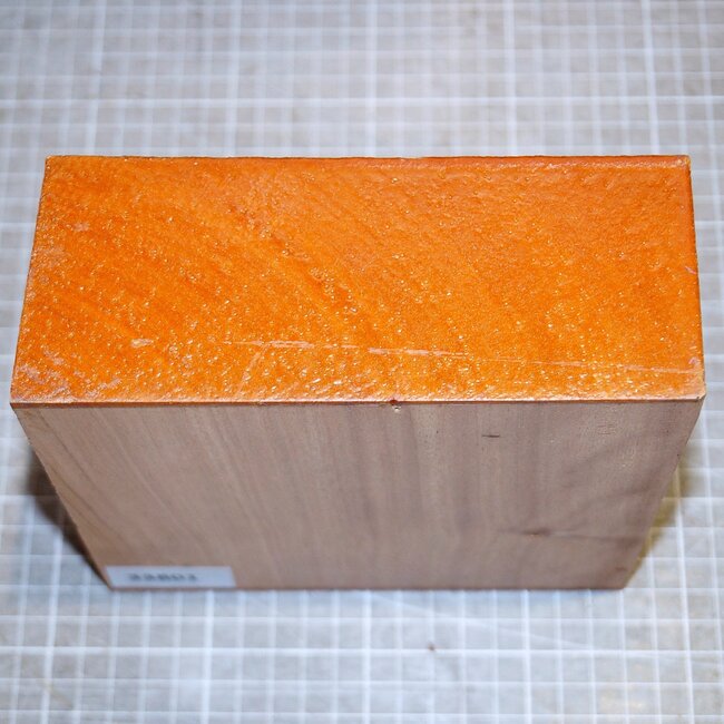 Bossé, ca. 160 x 160 x 62 mm,  1,0 kg