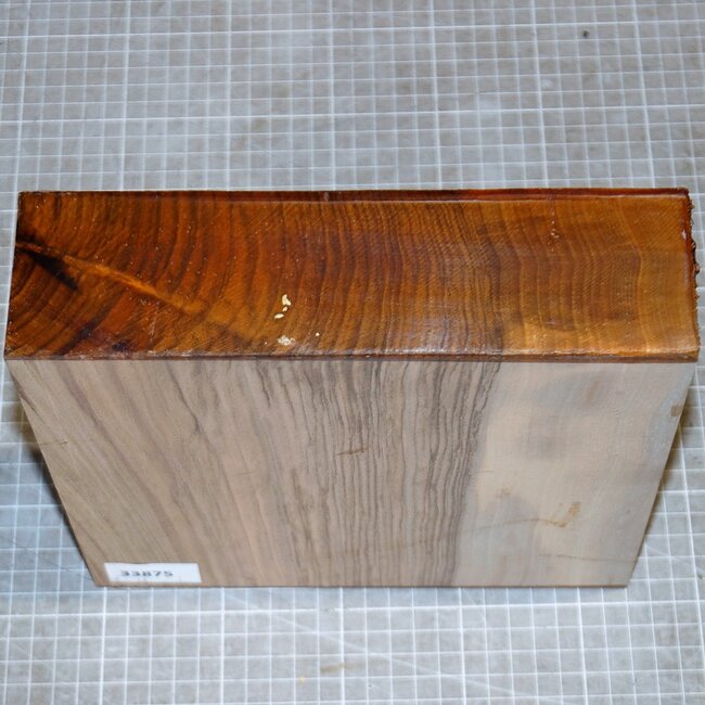 Caucasian Walnut, approx. 220 x 220 x 61mm, 2,1kg