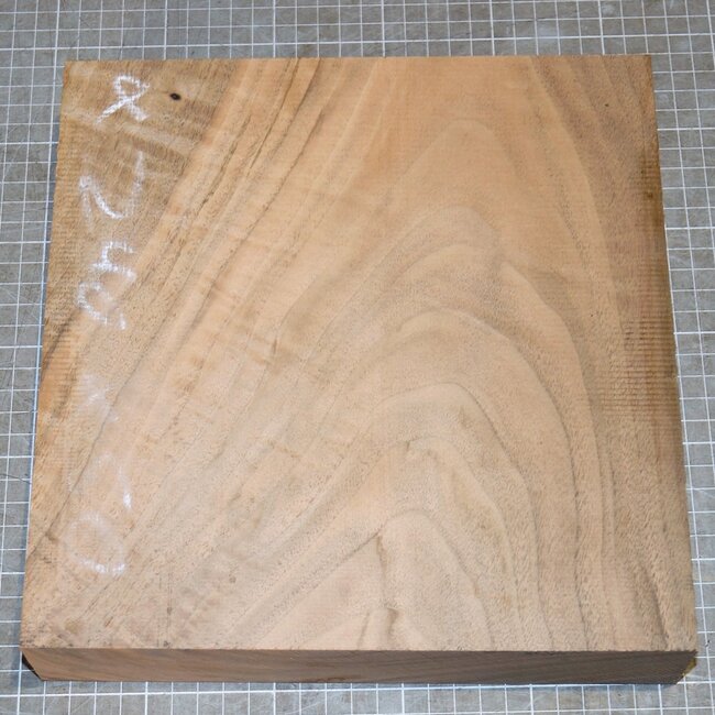 Nussbaum kaukasisch, ca. 245 x 245 x 50mm, 1,9kg