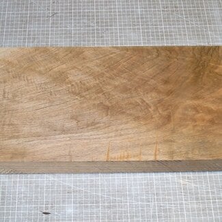 Nussbaum Riegel, kaukasisch, ca. 1000 x 245 x 52-58mm, 8,9kg