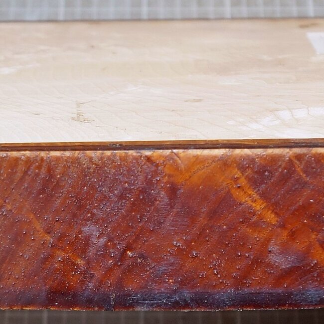 Ash, burl, approx. 275 x 270 x 50mm, 2,6kg