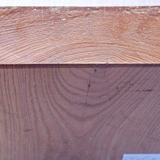 Caucasian Elm, approx. 232 x 235 x 71mm, 2,26kg