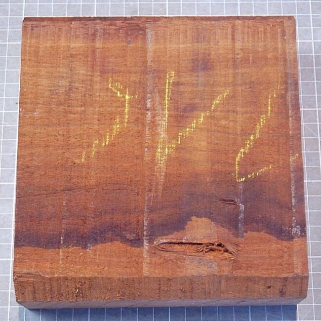 Chechen, approx. 168 x 178 x 50mm, 1,26kg