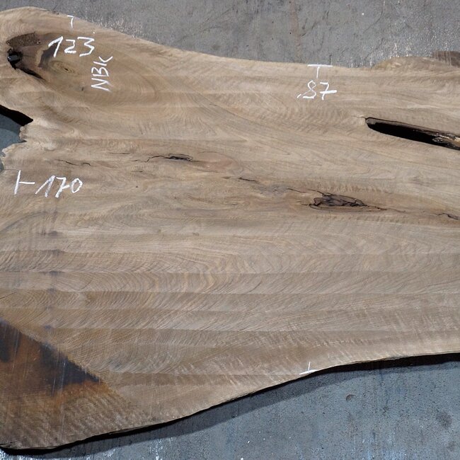 Kaukasischer Nussbaum, Tischplatte, ca. 2200/1700 x 870 x 50 mm, 13758