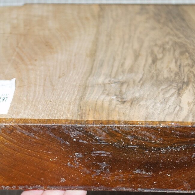 French walnut, approx. 275 x 280 x 63 mm, 3,1 kg
