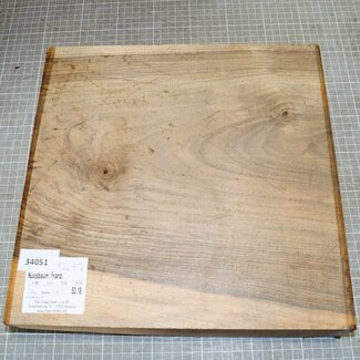 Franz. Nussbaum, ca. 320 x 315 x 57 mm, 4,1 kg