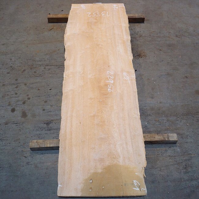 Bossé Tischplatte, ca. 2200 x 560/650/610 x 26 mm, 13552