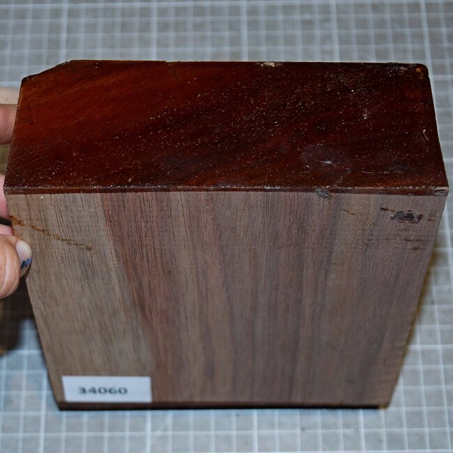 Black Walnut, ca. 150 x 150 x 63mm, 0,9kg