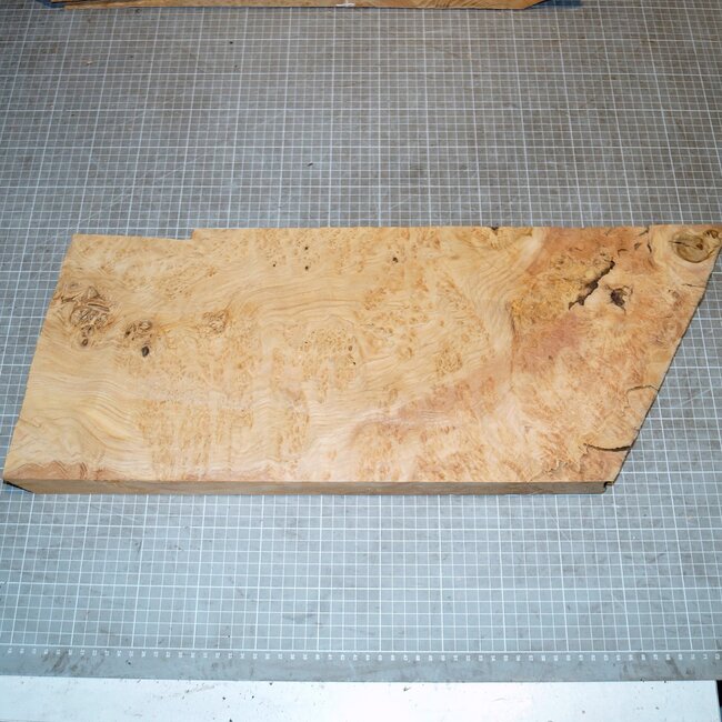 Eiche Maser, ca. 600-490 x 230 x 45mm, 4,1kg
