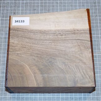 Nussbaum europ., ca. 175 x 180 x 60mm, 1,2kg
