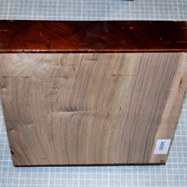Nussbaum europ., ca. 250 x 250 x 60mm, 2,3kg