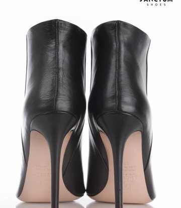 Sanctum Italian ankle boots with thin heels -OUTLET