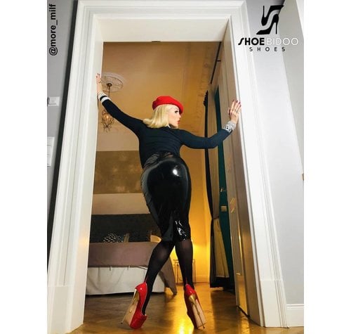 Giaro Rebecca More in Berlin in our red fetish heels