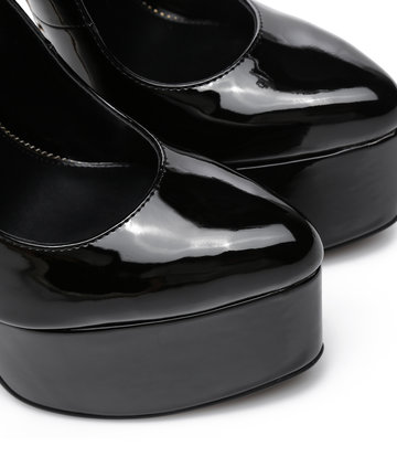 SLICK Zwartlak ESSENCE Giaro SLICK platform pumps met slot enkelbandjes