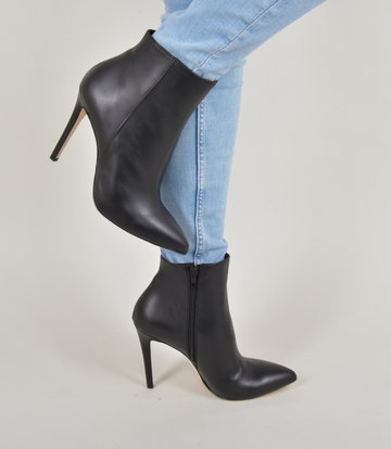 Sanctum Shoes High Italian ankle boots VESTA-10 with stiletto heels in real leather