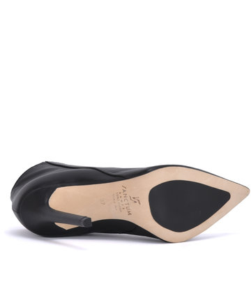 Sanctum Shoes Italiaanse enkellaarzen VESTA met naaldhakken in echt leer