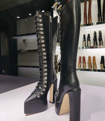 Giaro Giaro STRAGAZER | BLACK MATTE | LACED KNEE BOOTS