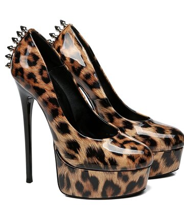 Giaro Leo Shiny Giaro "Bad Girl" platform pumps met spikes