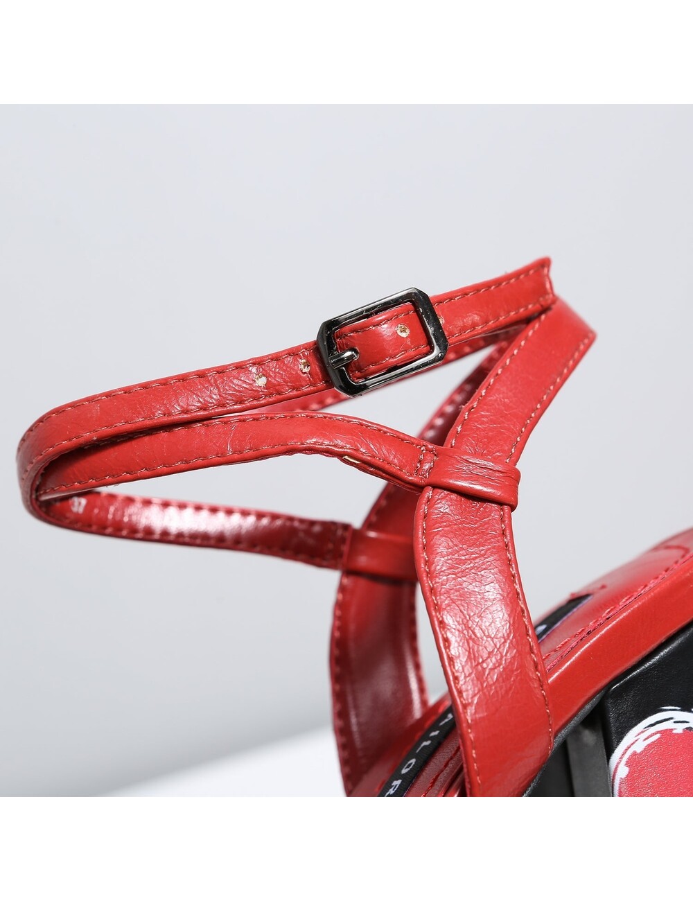 Ellie Tailor by Giaro Red hearts chunky heels  "Dolly" by Ellie Tailor