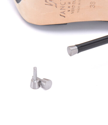 |  Sanctum Shoes VOLLEDIGE METALEN HAKTIPS