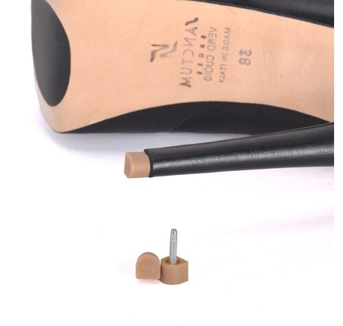 | PLASTIC HEELTIPS  CARAMEL COLOUR