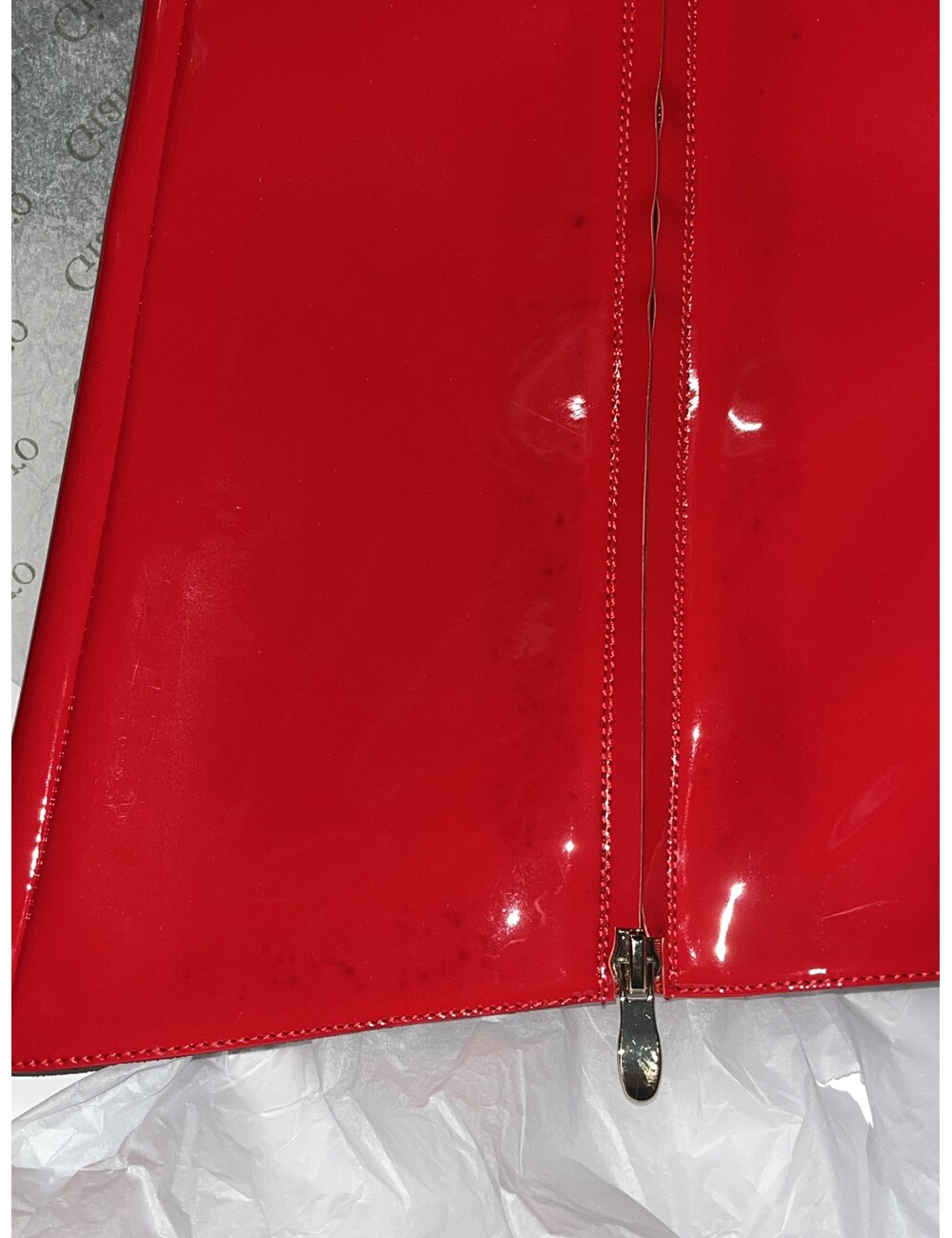 Giaro Giaro  TRINKET RED SHINY (FAULTY MODEL: GLUE SHOWING THROUGH THE RED MATERIAL)