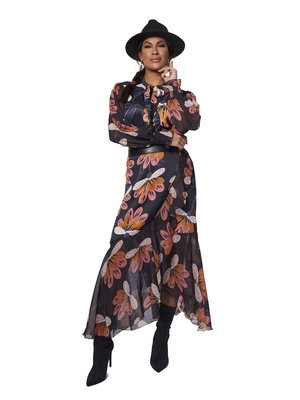 TESSA KOOPS FIONA TOMBA ROK TESSA KOOPS FIONA TOMBA ROK