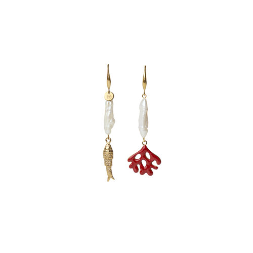 TESSA KOOPS WILD PEARL CORAL OORBELLEN