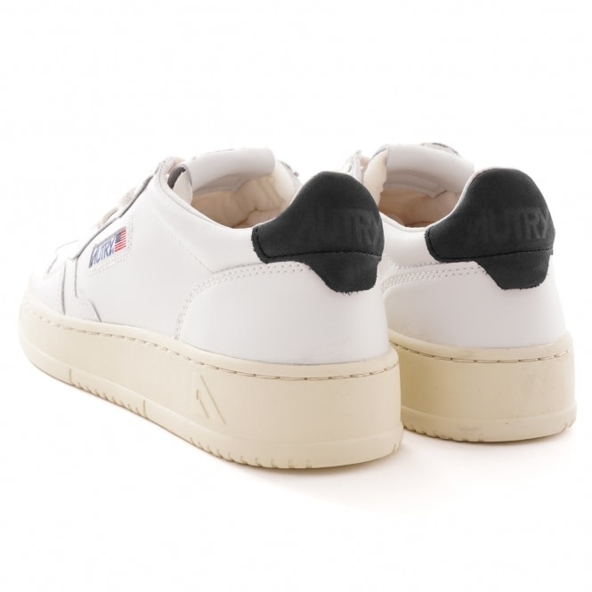 Salvatore Ferragamo lederen heren sneakers wit vind je in Sneakerstad