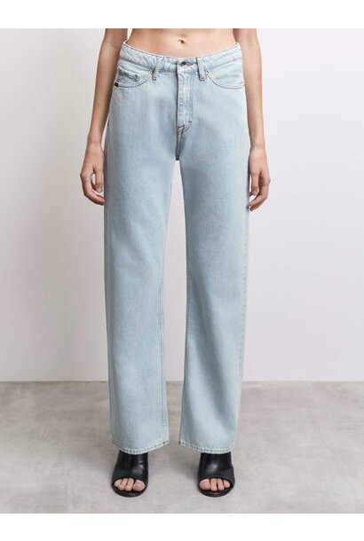 Losvallende jeans van Lore