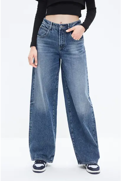 Vintage Loose Fit Wide-Leg Blue Jeans