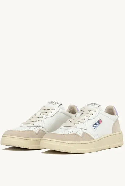 Medalist Low White Leather Suede W LS68