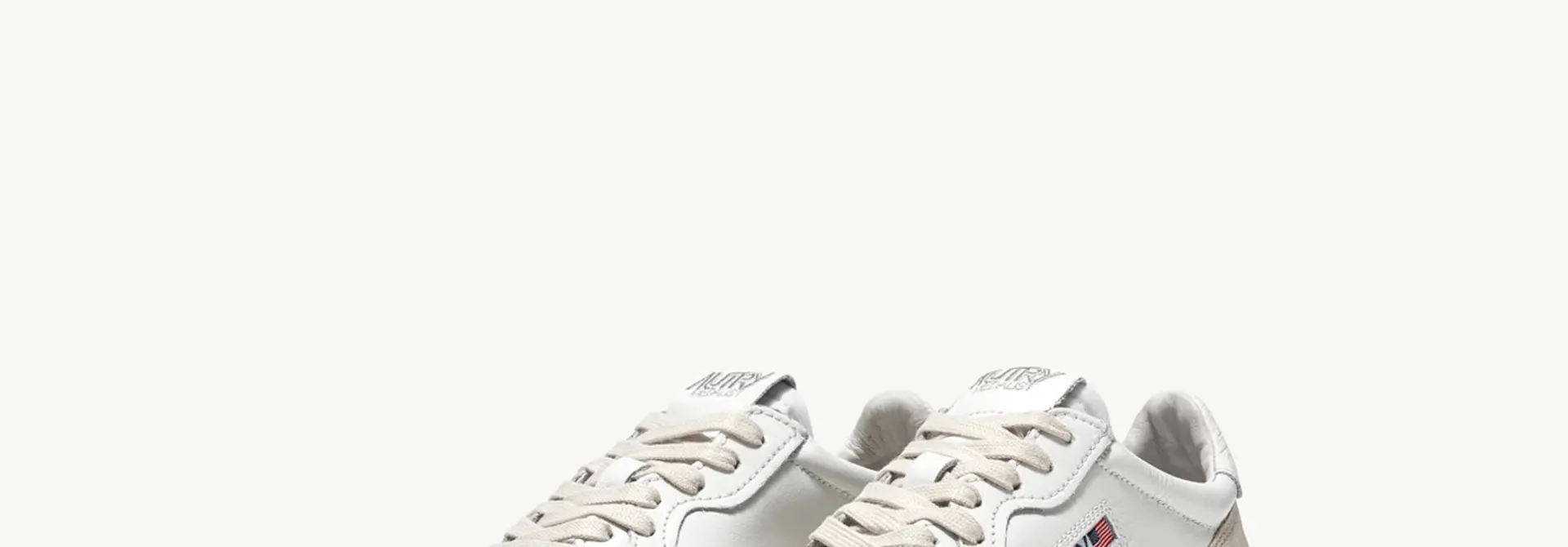Medalist Low White Leather Suede LS33