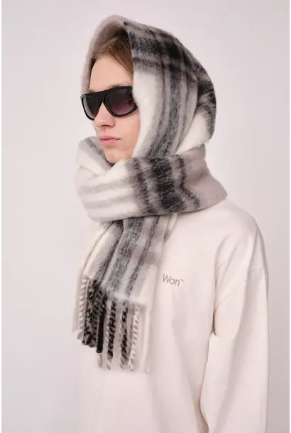 Brisbane Scarf  Brown Check