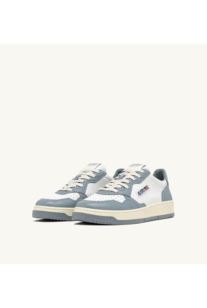 Medalist White Leather Wht/Slv Blue WB56 W